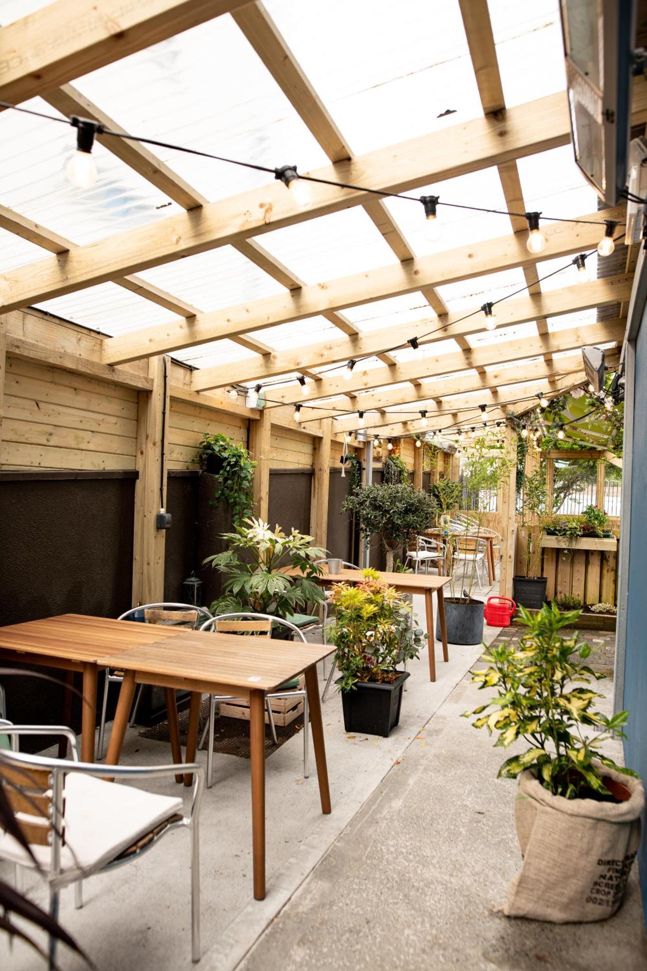 The Nest Boutique Hostel กัลเวย์ ภายนอก รูปภาพ